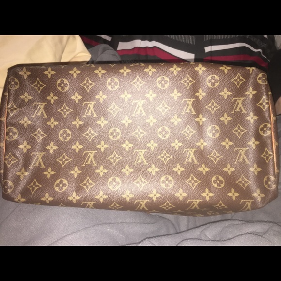 Authentic Louis Vuitton speedy 40 - Picture 5 of 6